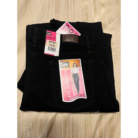 Lee Women's Petite Instantly Slims Classic Relaxed Fit  Straight - Picture 6 of 6